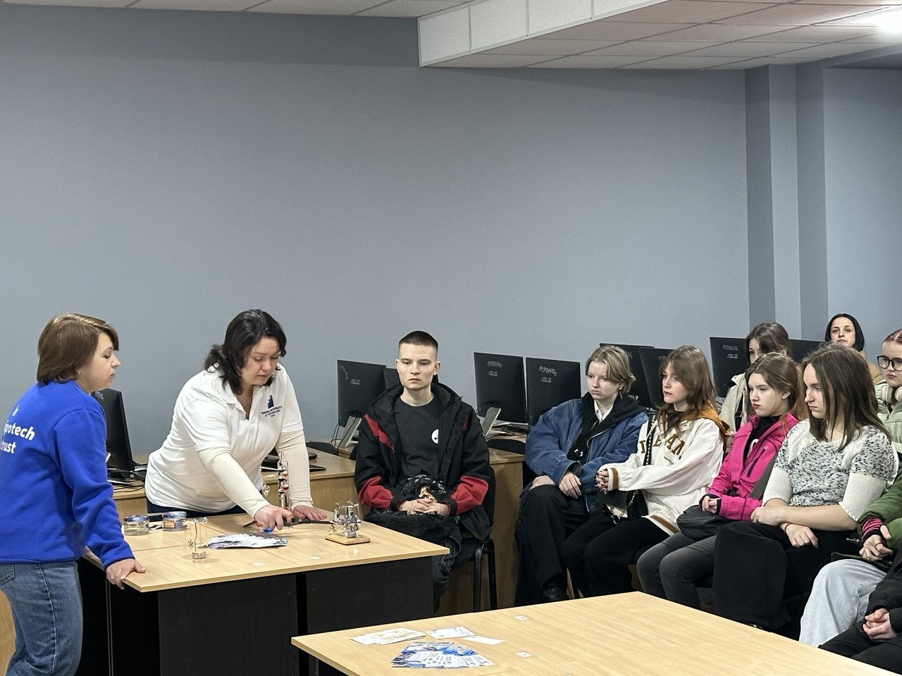 photo_5314523645549942579_y (1)